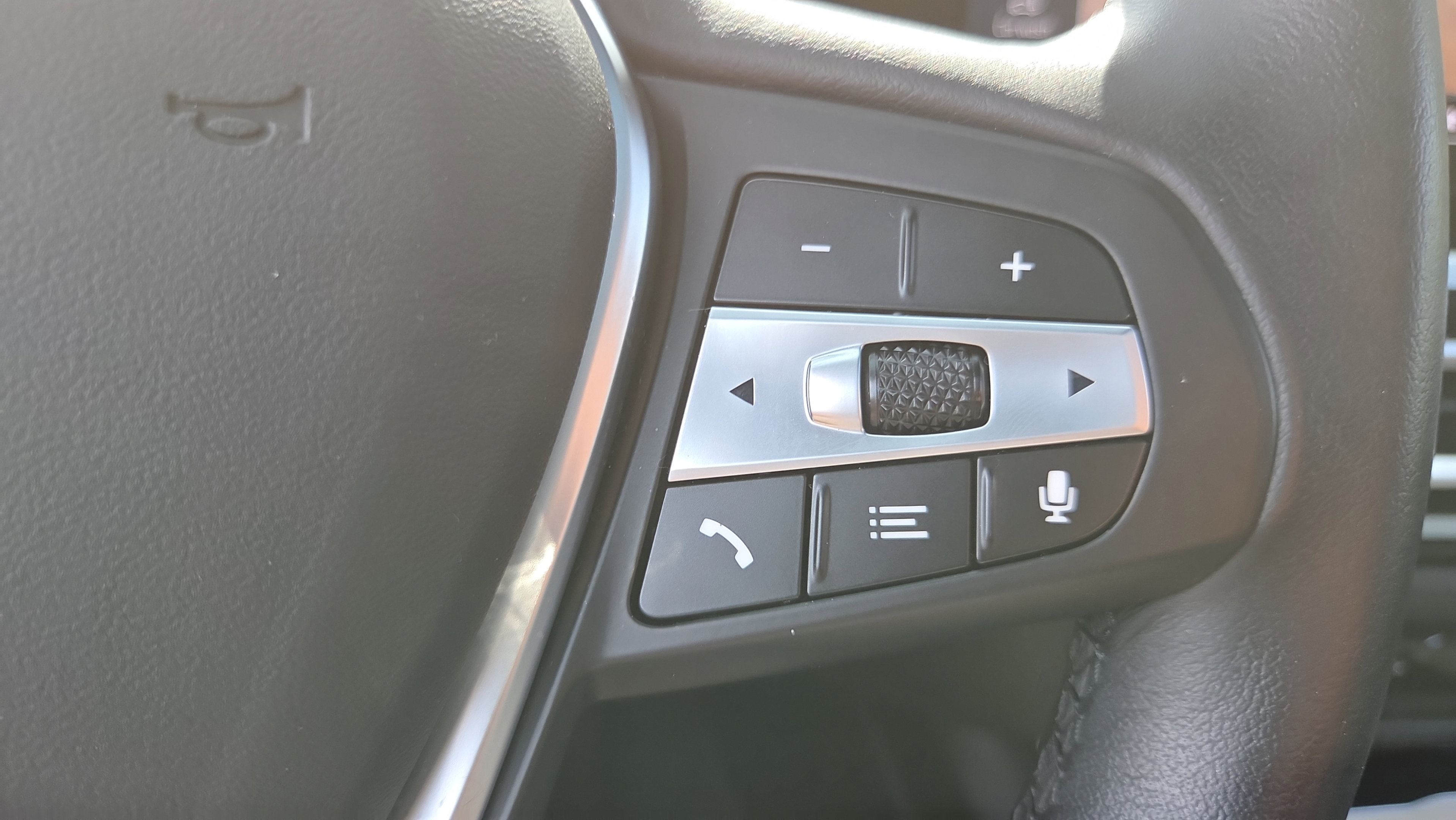 Used 2024 BMW i4 eDrive35 w/ Convenience Package RWD image 26