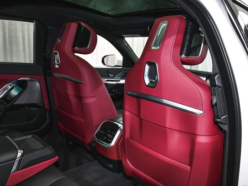 Used 2026 BMW 740i xDrive AWD/4WD image 66