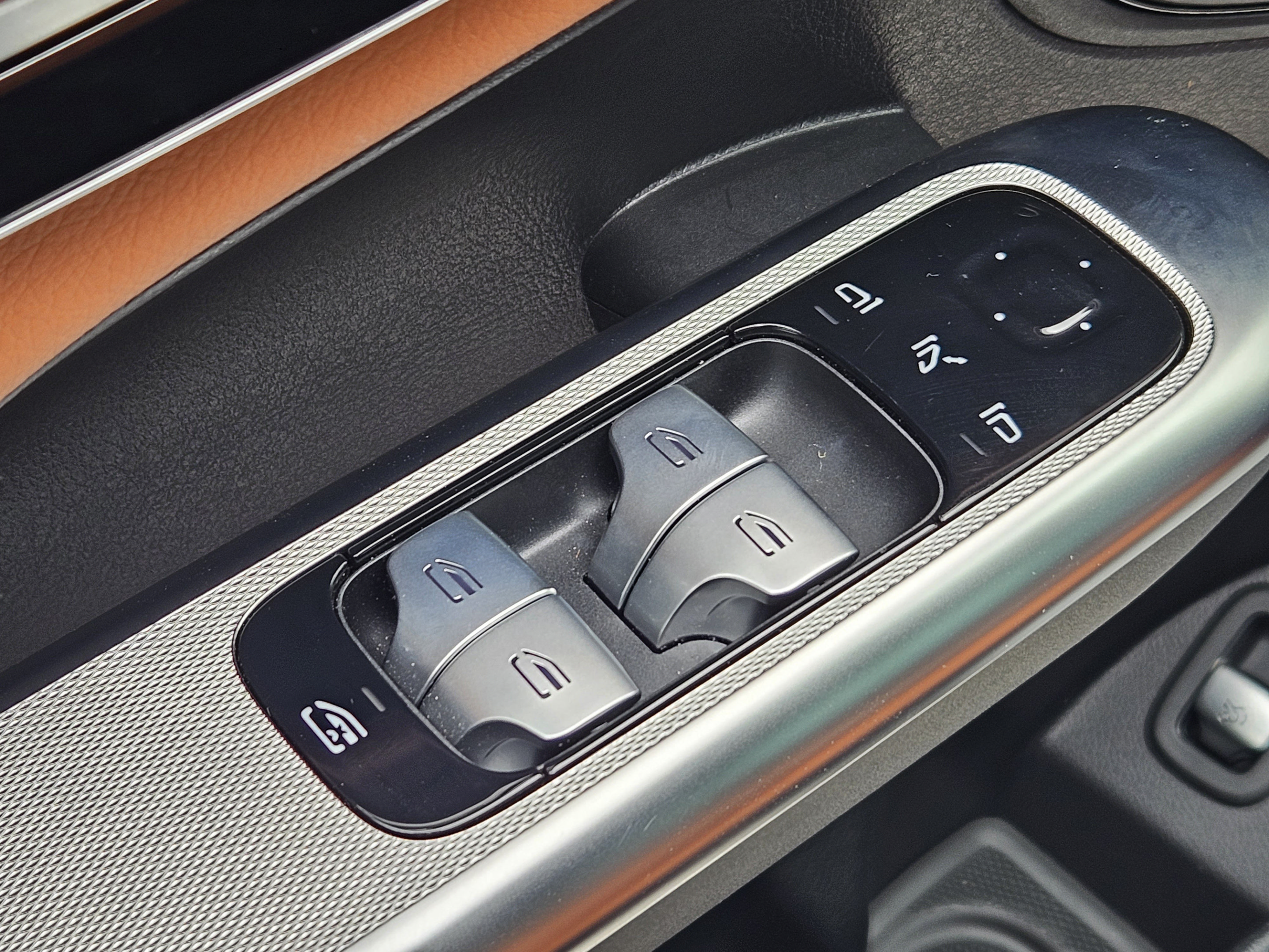 Certified 2026 Mercedes-Benz GLC 300 image 14