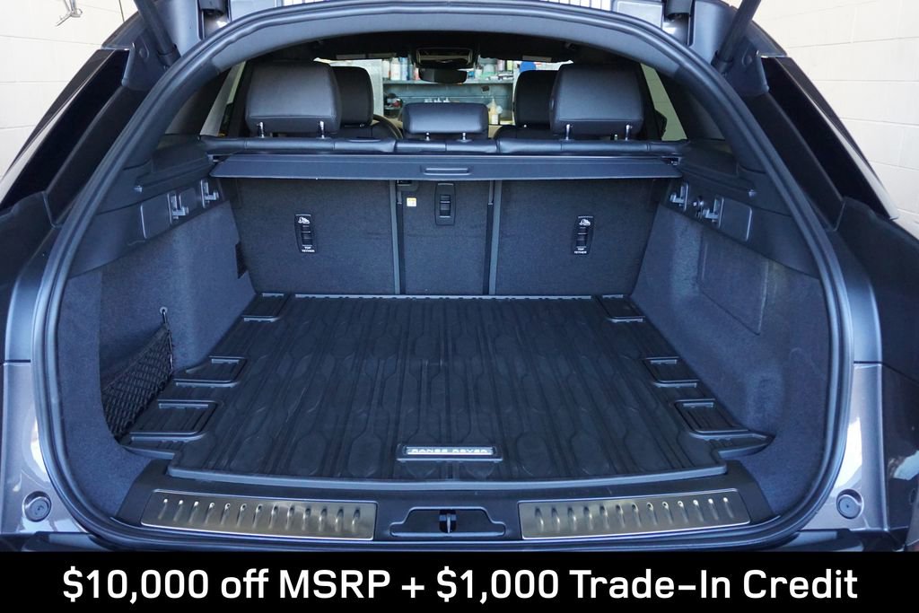 New 2025 Land Rover Range Rover Velar Dynamic SE image 30