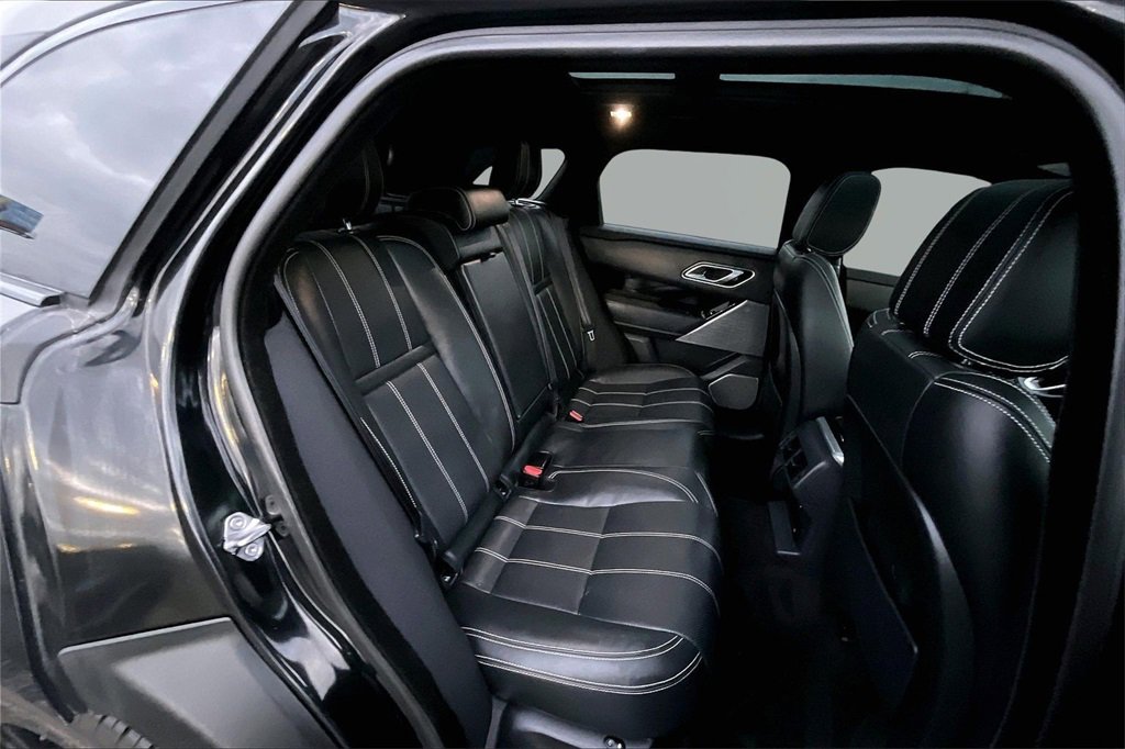 Used 2021 Land Rover Range Rover Velar R-Dynamic S image 27