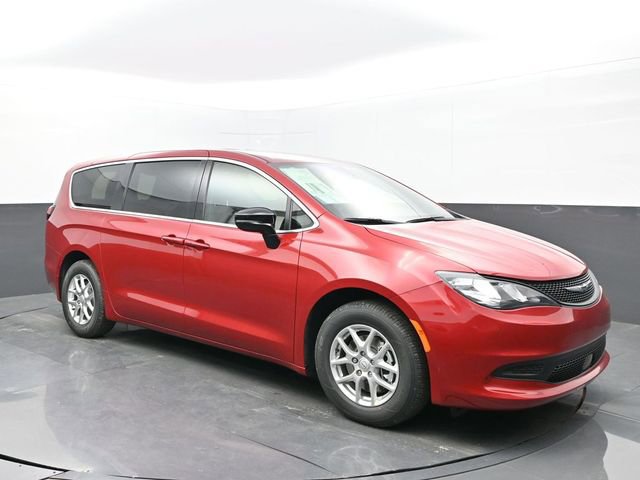 New 2026 Chrysler Voyager LX image 7