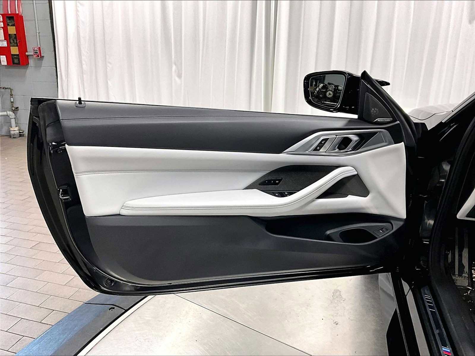 Used 2025 BMW M4 xDrive Competition AWD/4WD image 24