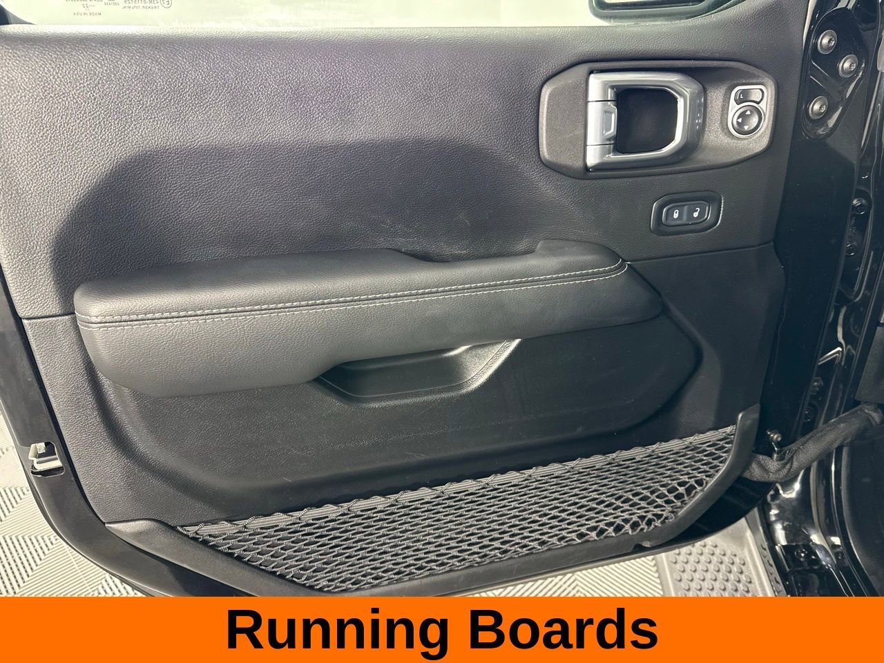 Used 2022 Jeep Wrangler Unlimited Sahara w/ Dual Top Group image 10