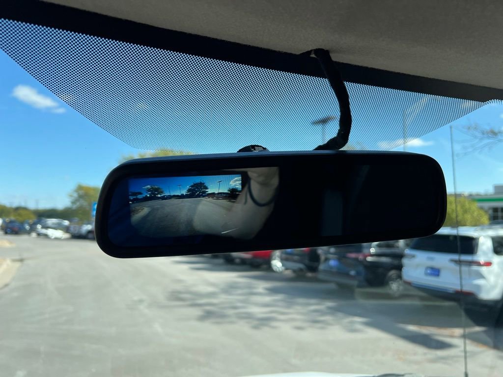 Used 2023 GMC Savana 2500 w/ Driver Convenience Package image 32