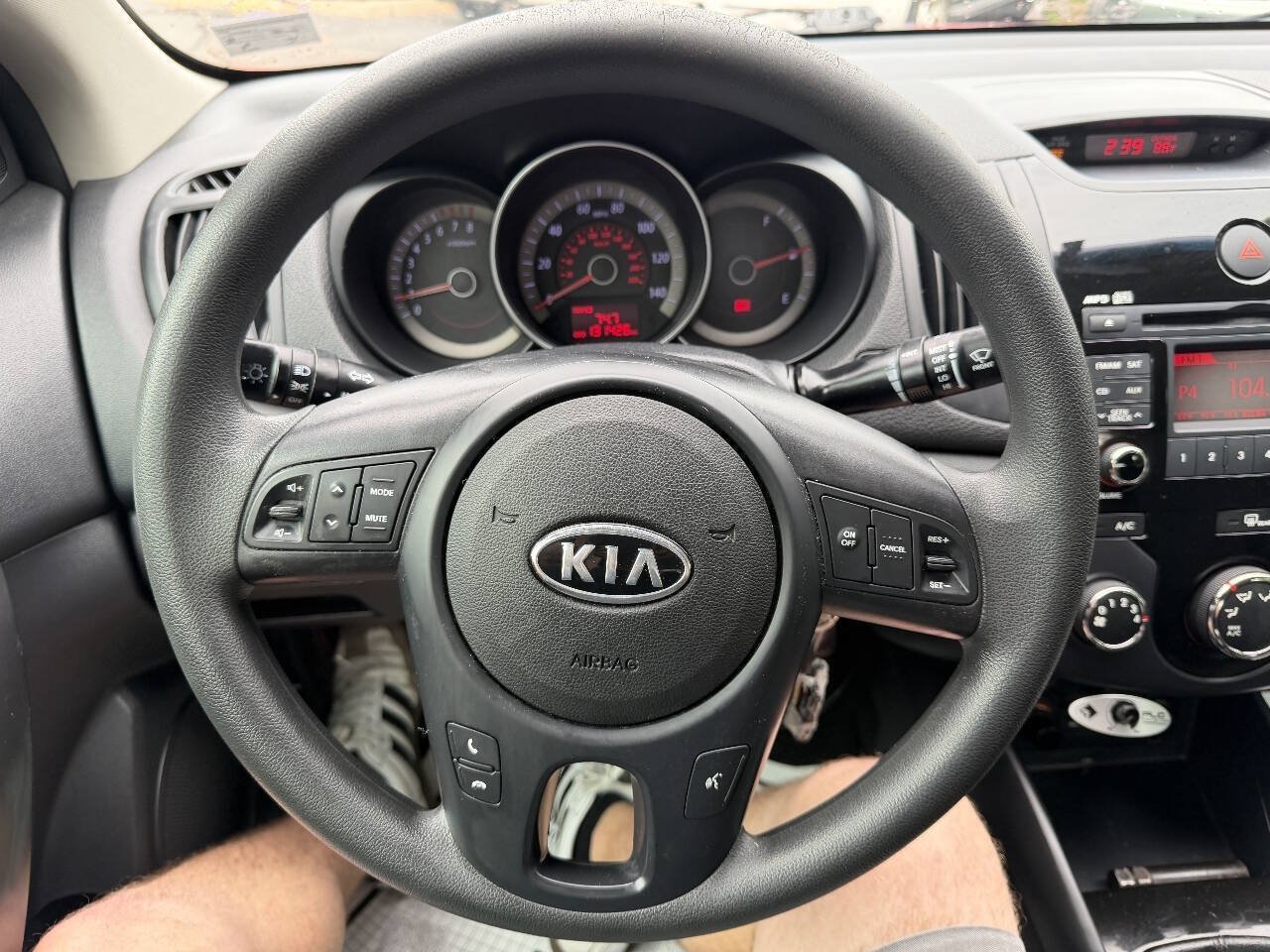 Used 2012 Kia Forte EX FWD image 13