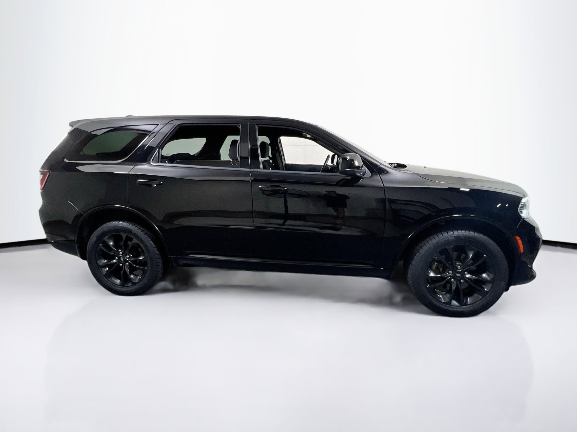 Used 2022 Dodge Durango SXT w/ Blacktop Package image 4