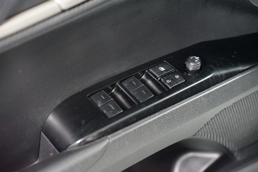 Certified 2025 Toyota Camry SE image 32