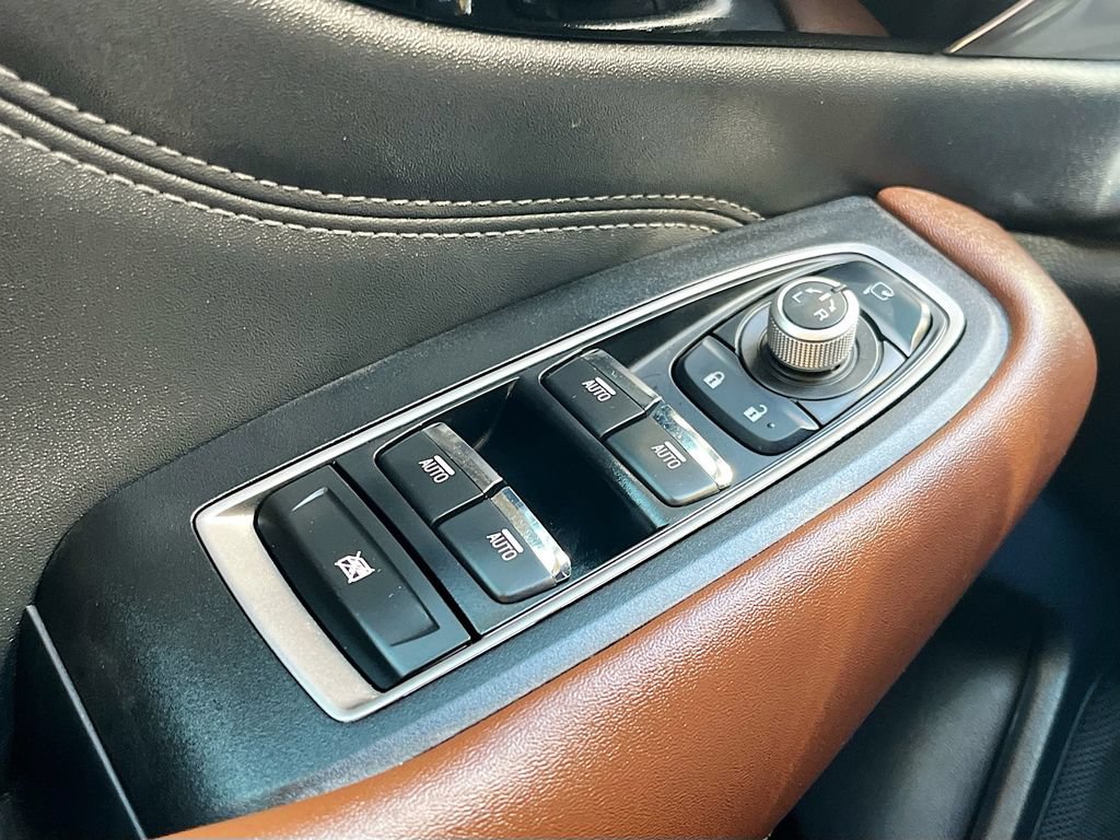 Used 2025 Subaru Outback Touring XT AWD/4WD image 18