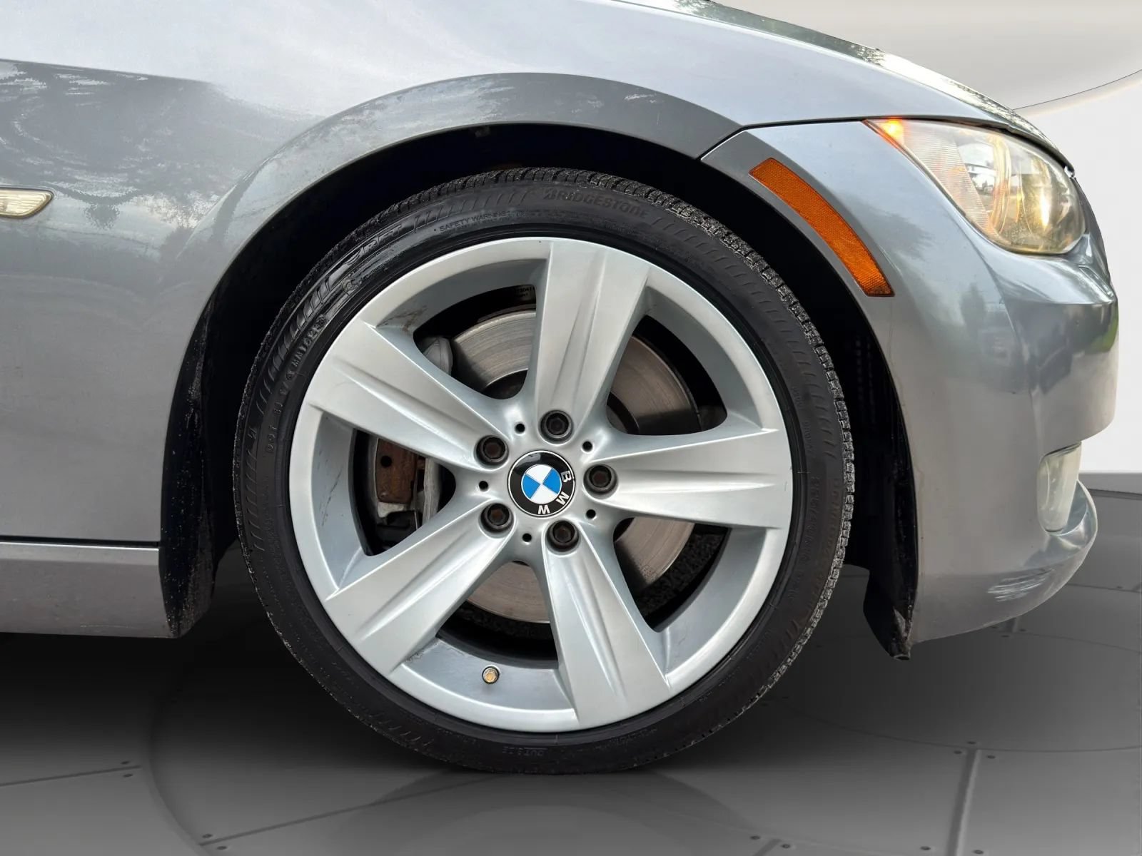 Used 2010 BMW 335i Convertible RWD image 23