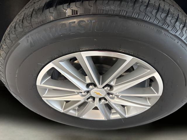 Used 2023 Chevrolet Traverse LT w/ LPO, Floor Liner Package image 13