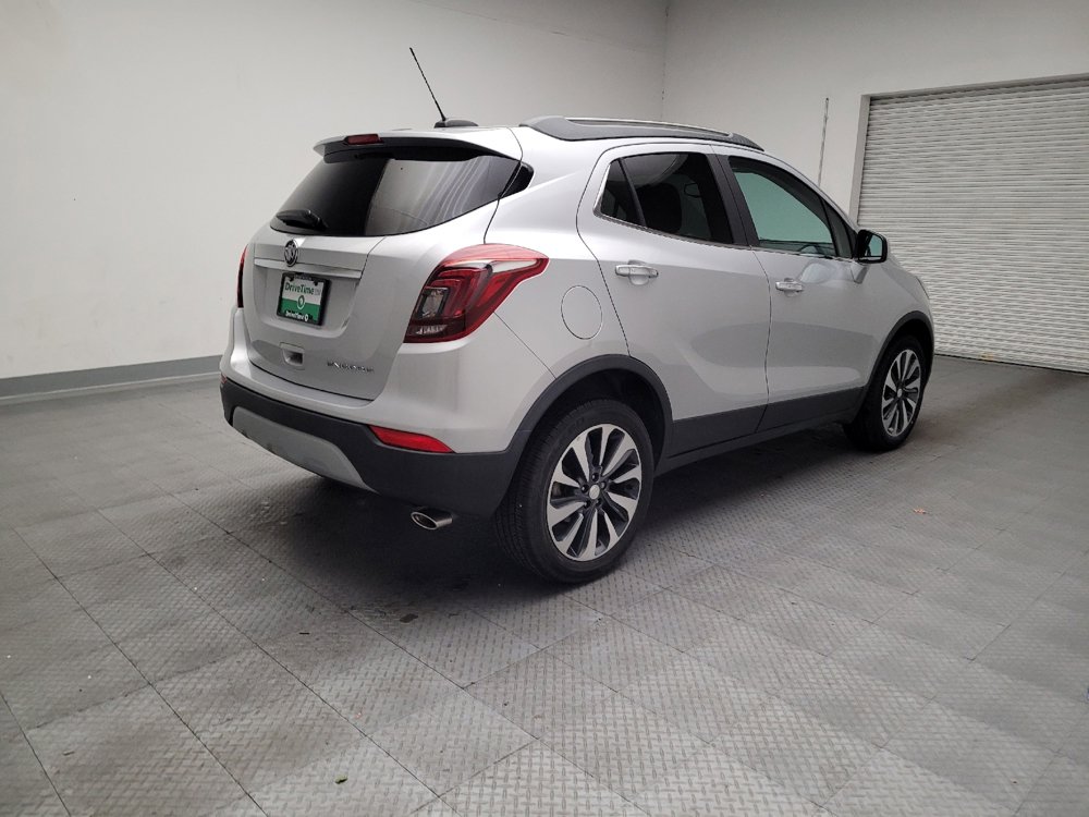 Used 2021 Buick Encore Preferred image 9
