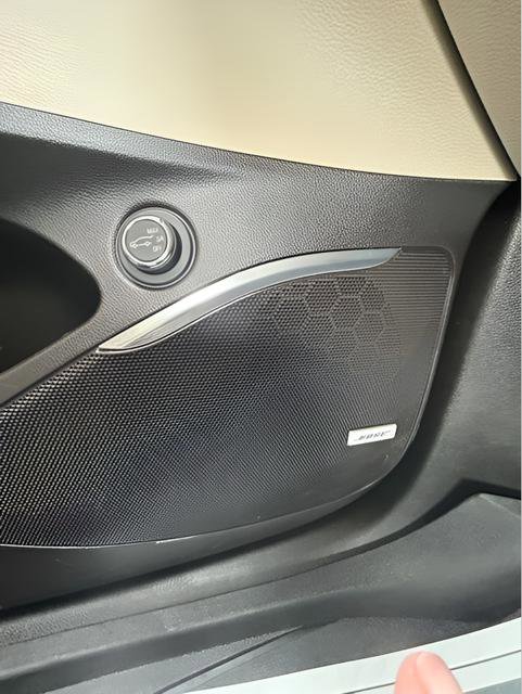 Used 2020 Buick Enclave Essence w/ Sun And Navigation Package image 21