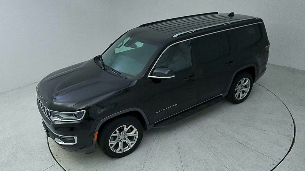 Used 2022 Jeep Wagoneer Series II AWD/4WD image 14