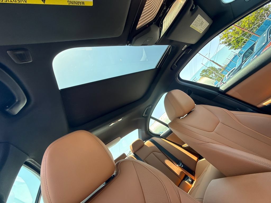 Certified 2023 BMW 330i Sedan w/ Premium Package RWD image 14