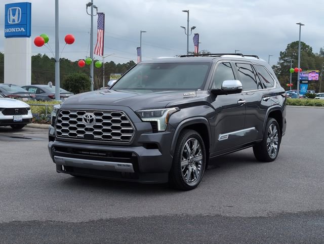 Used 2025 Toyota Sequoia Capstone image 7