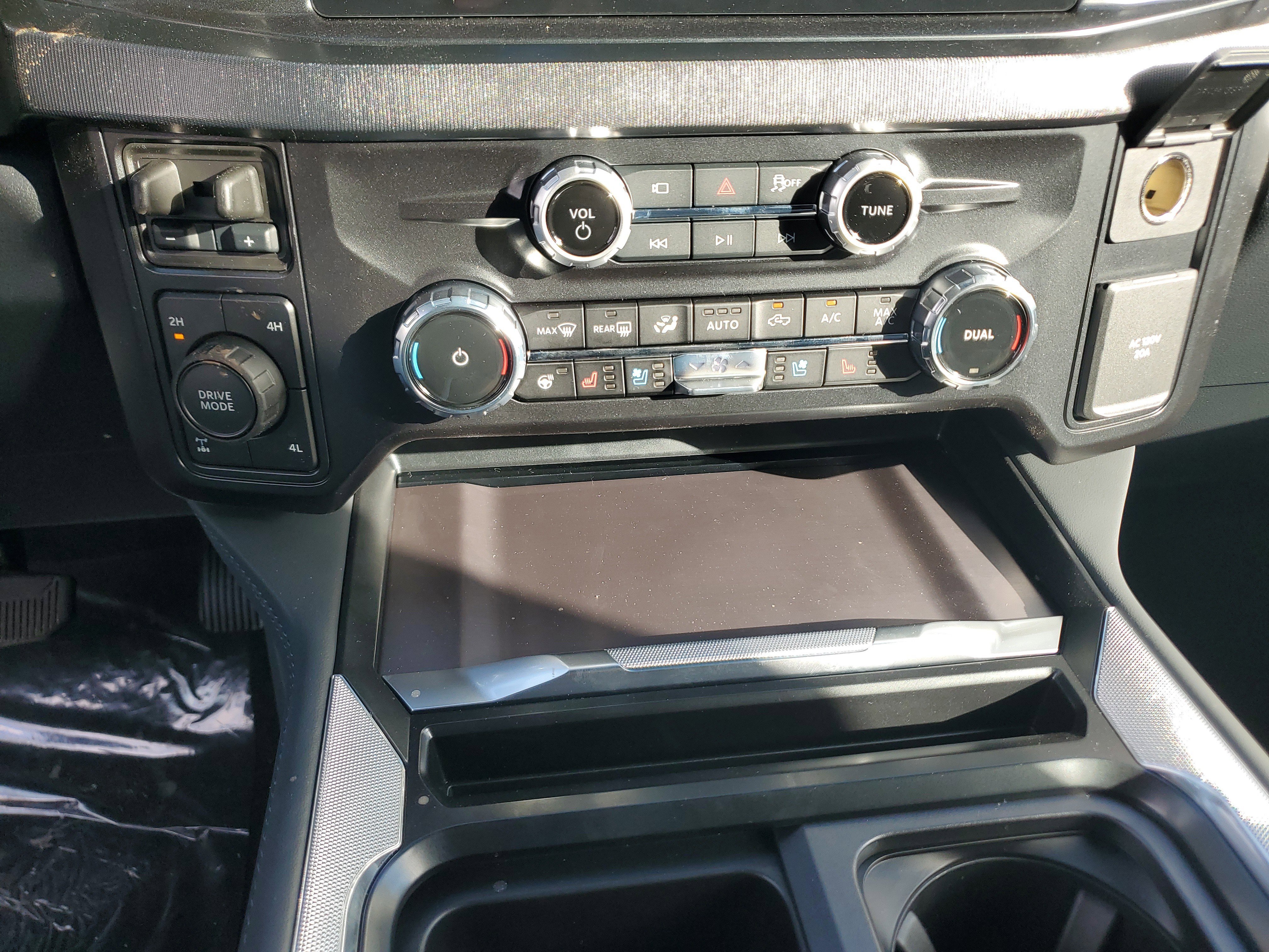 New 2026 Ford F250 Platinum AWD/4WD image 17