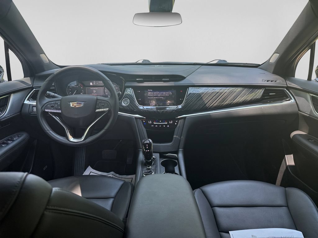 Used 2024 Cadillac XT6 Premium Luxury w/ LPO, Floor Liner Package FWD image 14