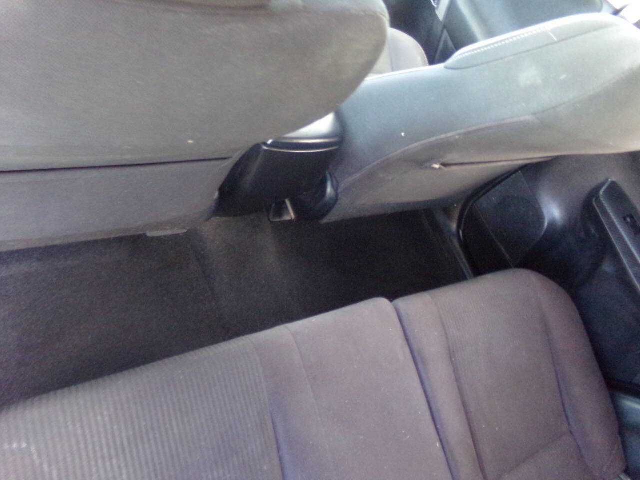 Used 2015 Toyota RAV4 XLE w/ Outdoor Package AWD/4WD image 15