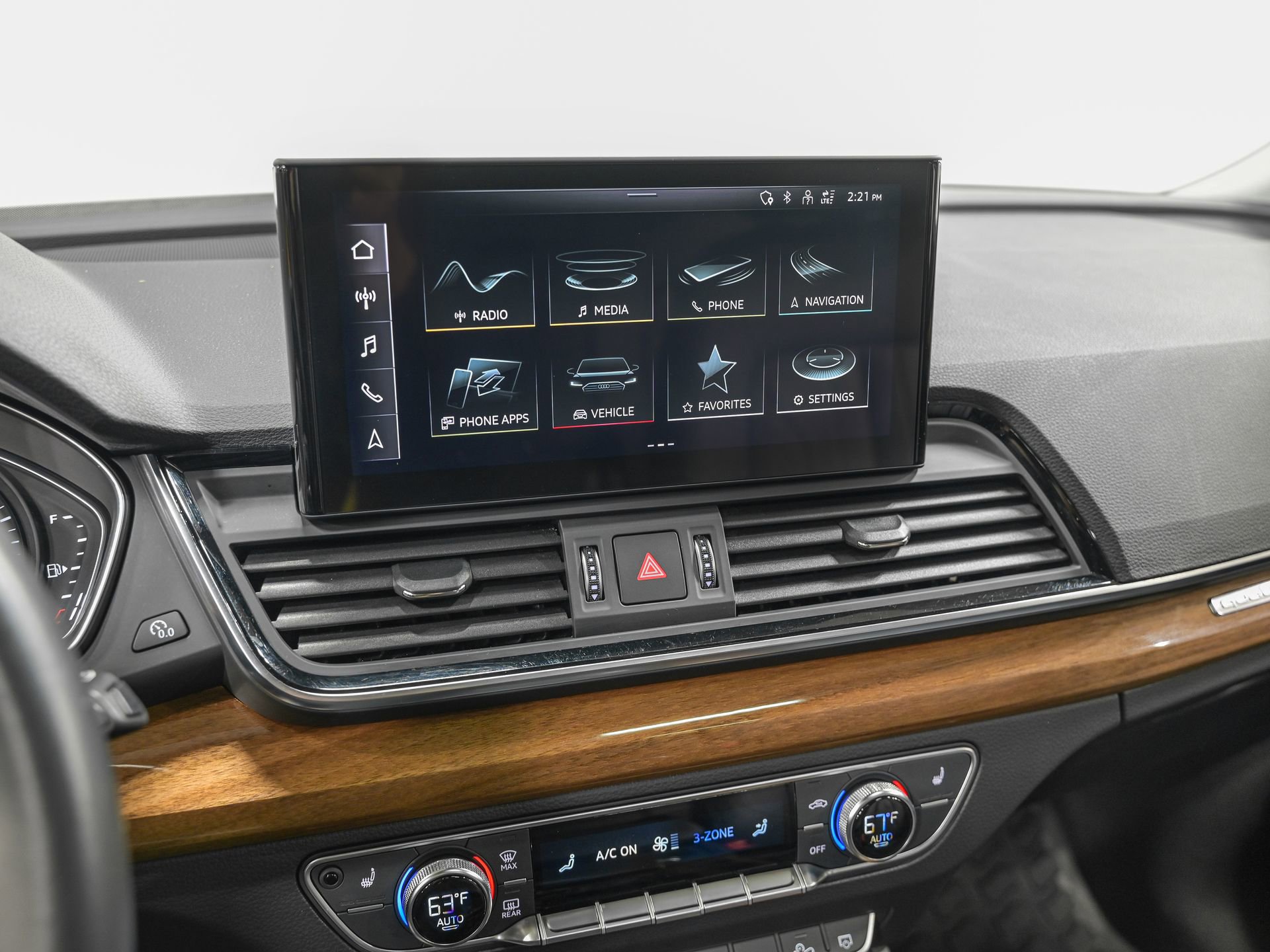 Used 2021 Audi Q5 2.0T Premium w/ Convenience Package image 22