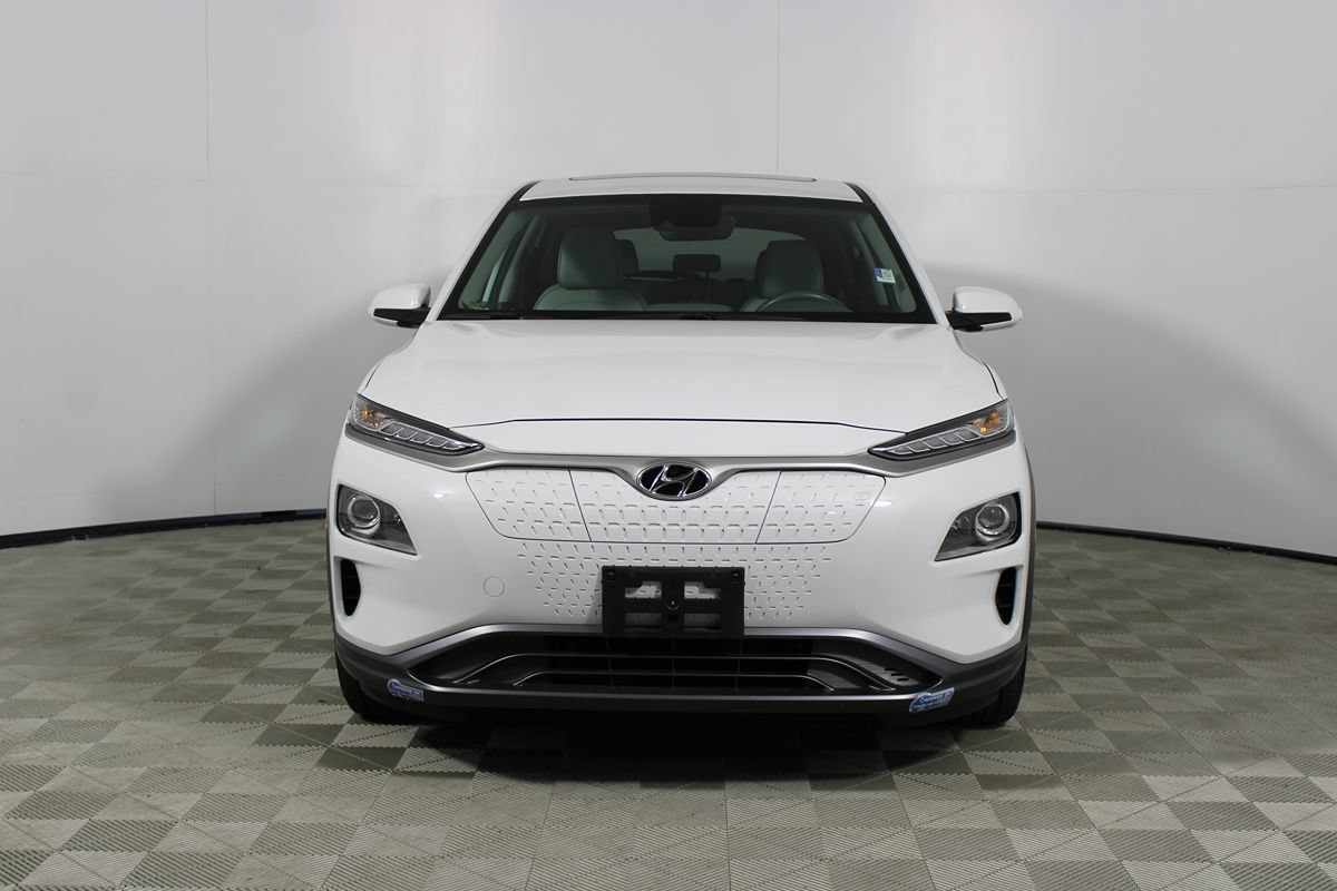 Used 2021 Hyundai Kona Limited w/ Cargo Package FWD image 29
