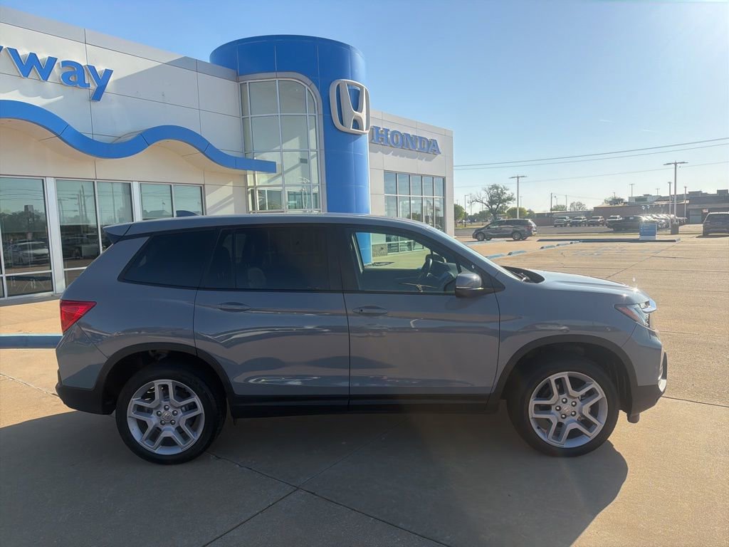 Used 2024 Honda Passport EX-L image 28