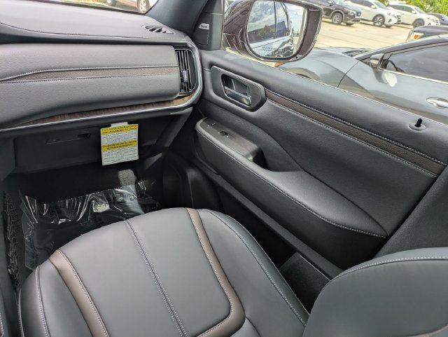 New 2026 Nissan Armada SL w/ Captain's Chari Seat Package AWD/4WD image 20