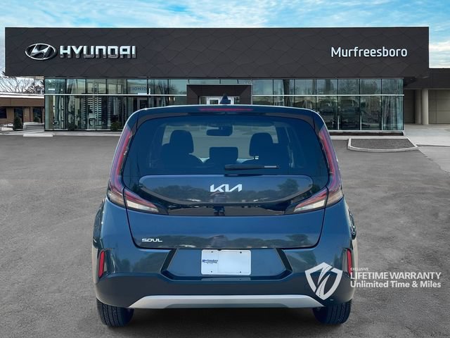 Used 2025 Kia Soul LX w/ LX Technology Package FWD image 7