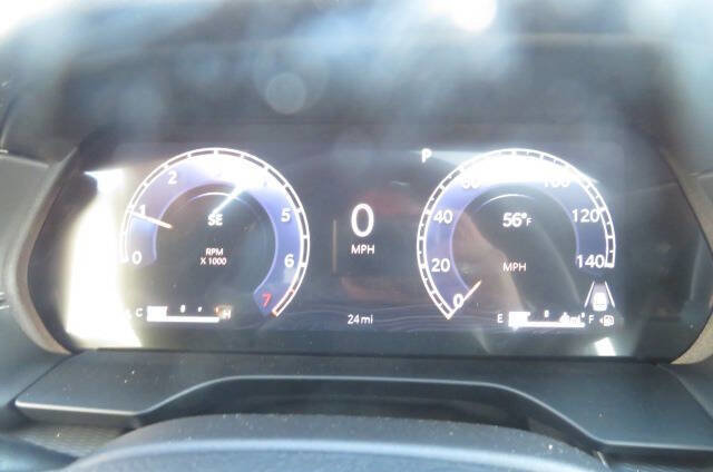 New 2025 Jeep Grand Cherokee L Laredo w/ Luxury Tech Group I image 22