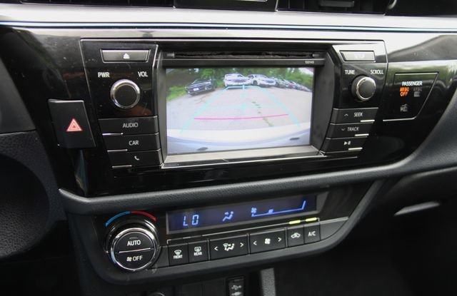 Used 2014 Toyota Corolla S FWD image 25