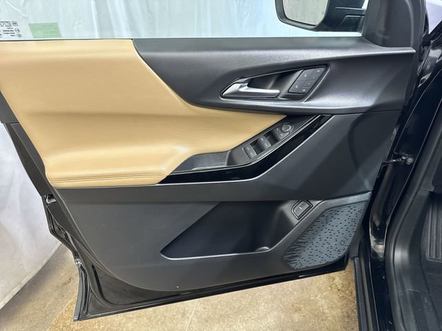 Used 2025 Chevrolet Equinox ACTIV w/ Safety and Technology Package image 23