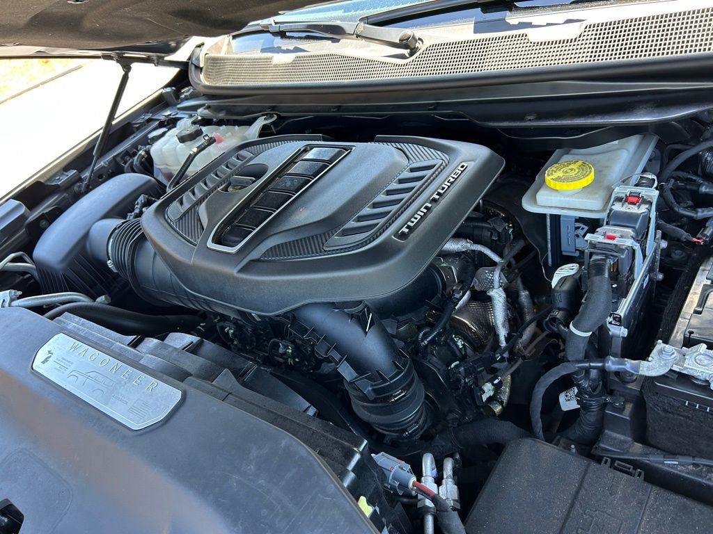 Used 2024 Jeep Grand Wagoneer Series III w/ Rear Seat Video Group 1 AWD/4WD image 71