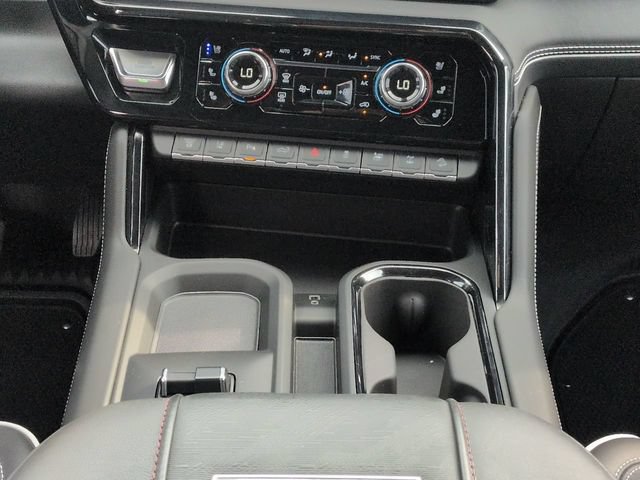 Used 2025 GMC Sierra 2500 AT4X AWD/4WD image 19