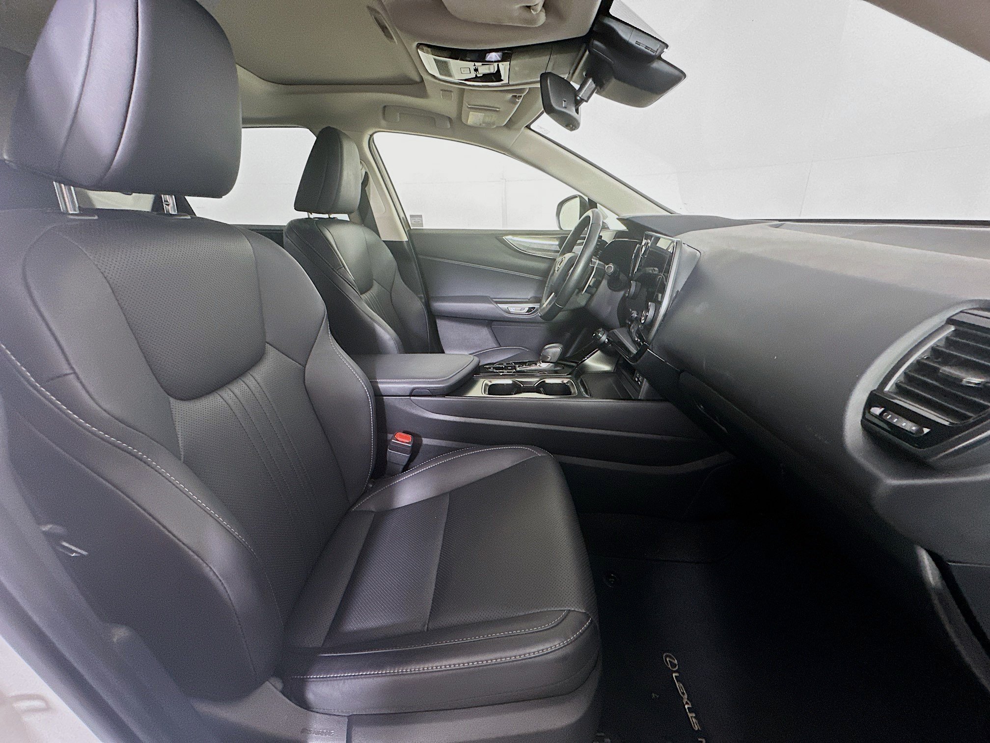 Used 2024 Lexus NX 250 FWD w/ Cold Area Package image 31
