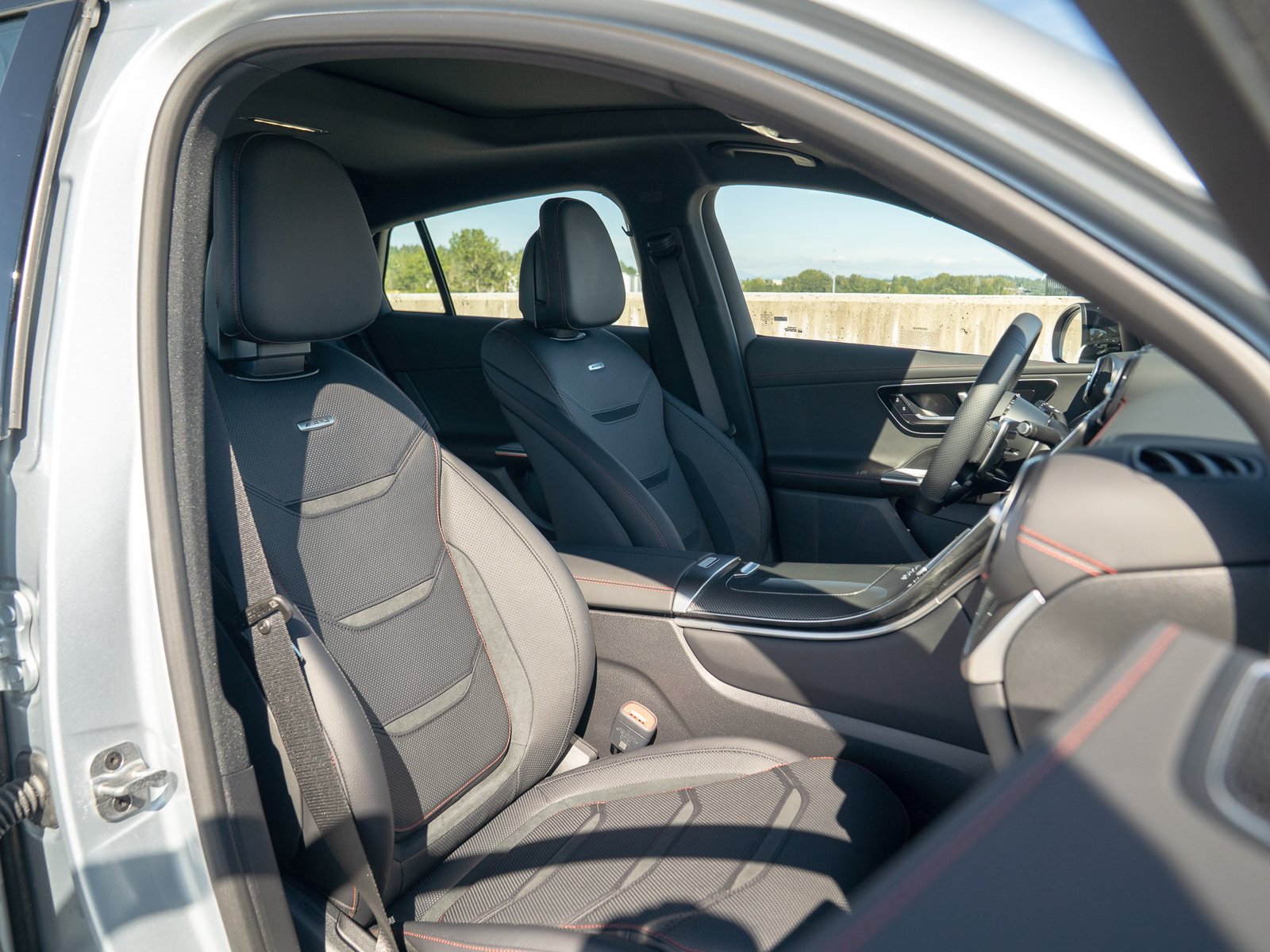 Certified 2026 Mercedes-Benz GLC 43 AMG 4MATIC Coupe image 28