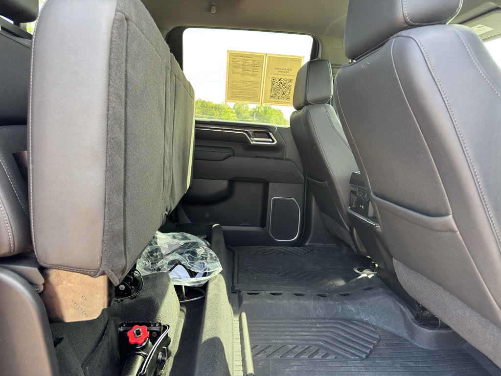 Used 2024 Chevrolet Silverado 2500 LTZ w/ LTZ Plus Package image 38