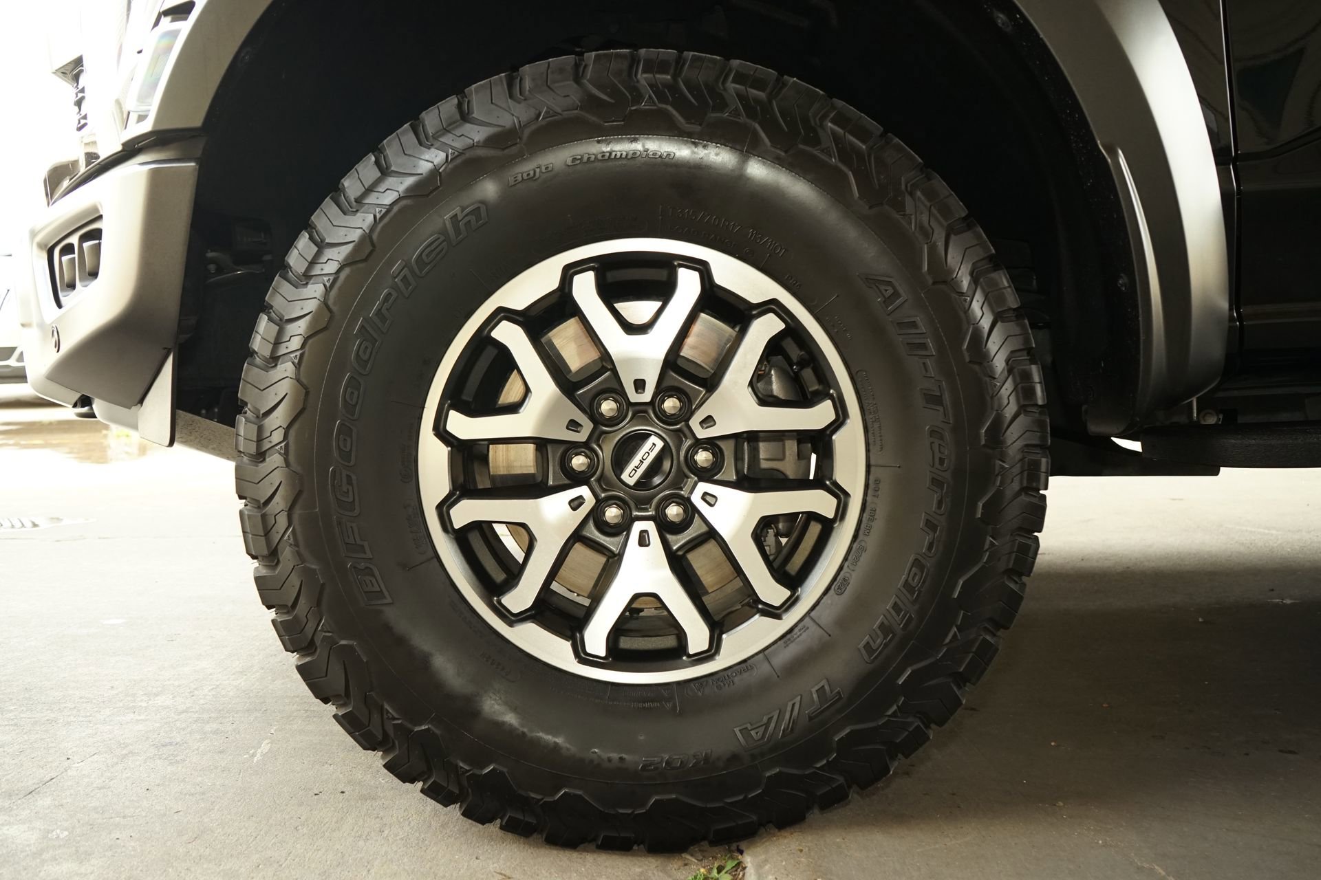 Used 2023 Ford F150 Raptor AWD/4WD image 31
