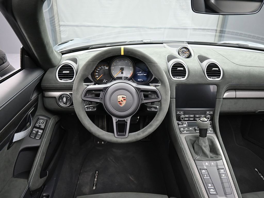 Certified 2025 Porsche 718 Boxster Spyder RS image 17