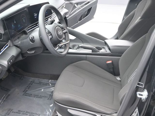 Used 2024 Hyundai Elantra SEL image 15