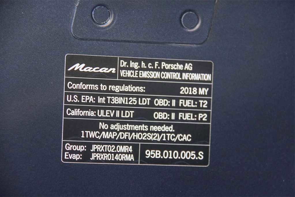 Used 2018 Porsche Macan image 27