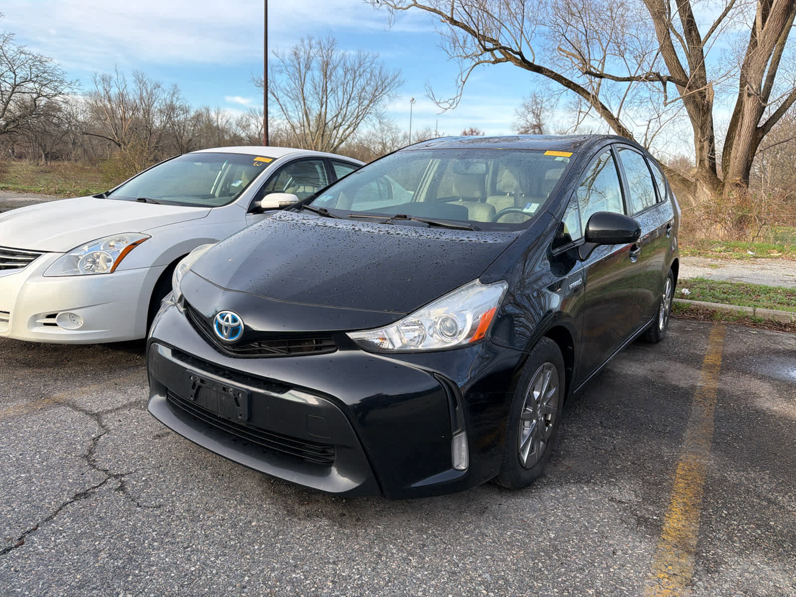 Used 2015 Toyota Prius V Four image 7