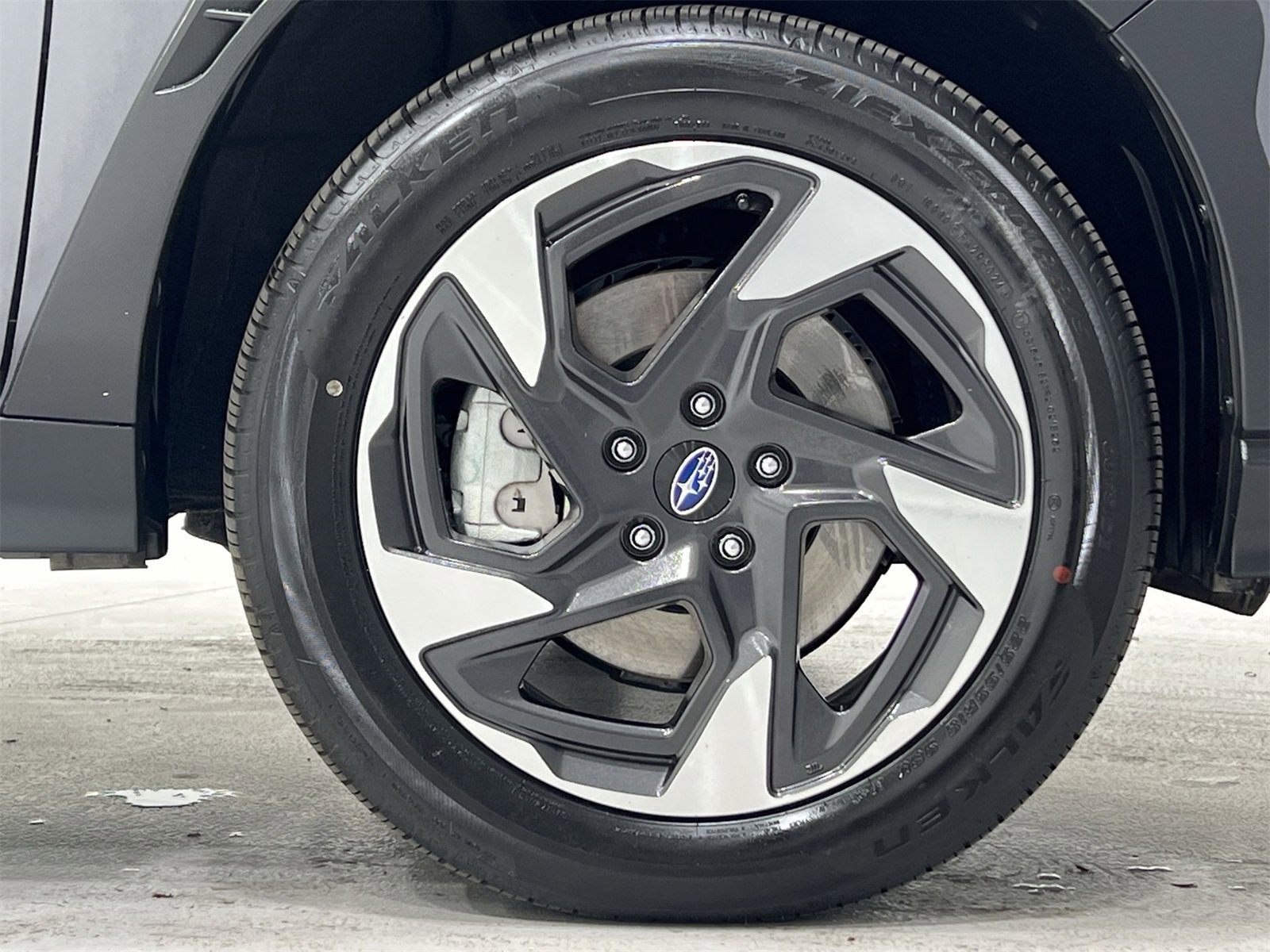 Certified 2025 Subaru Crosstrek 2.5i Limited w/ Crosstrek Mirror Package image 10