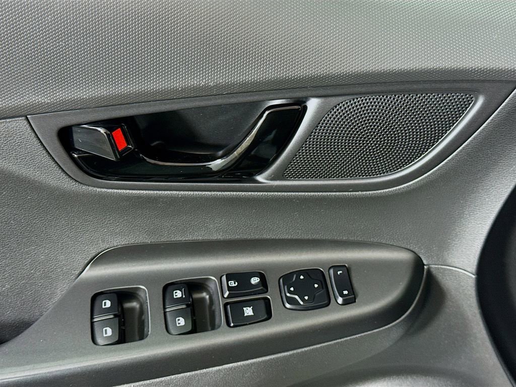Certified 2021 Hyundai Kona Night w/ Cargo Package image 24