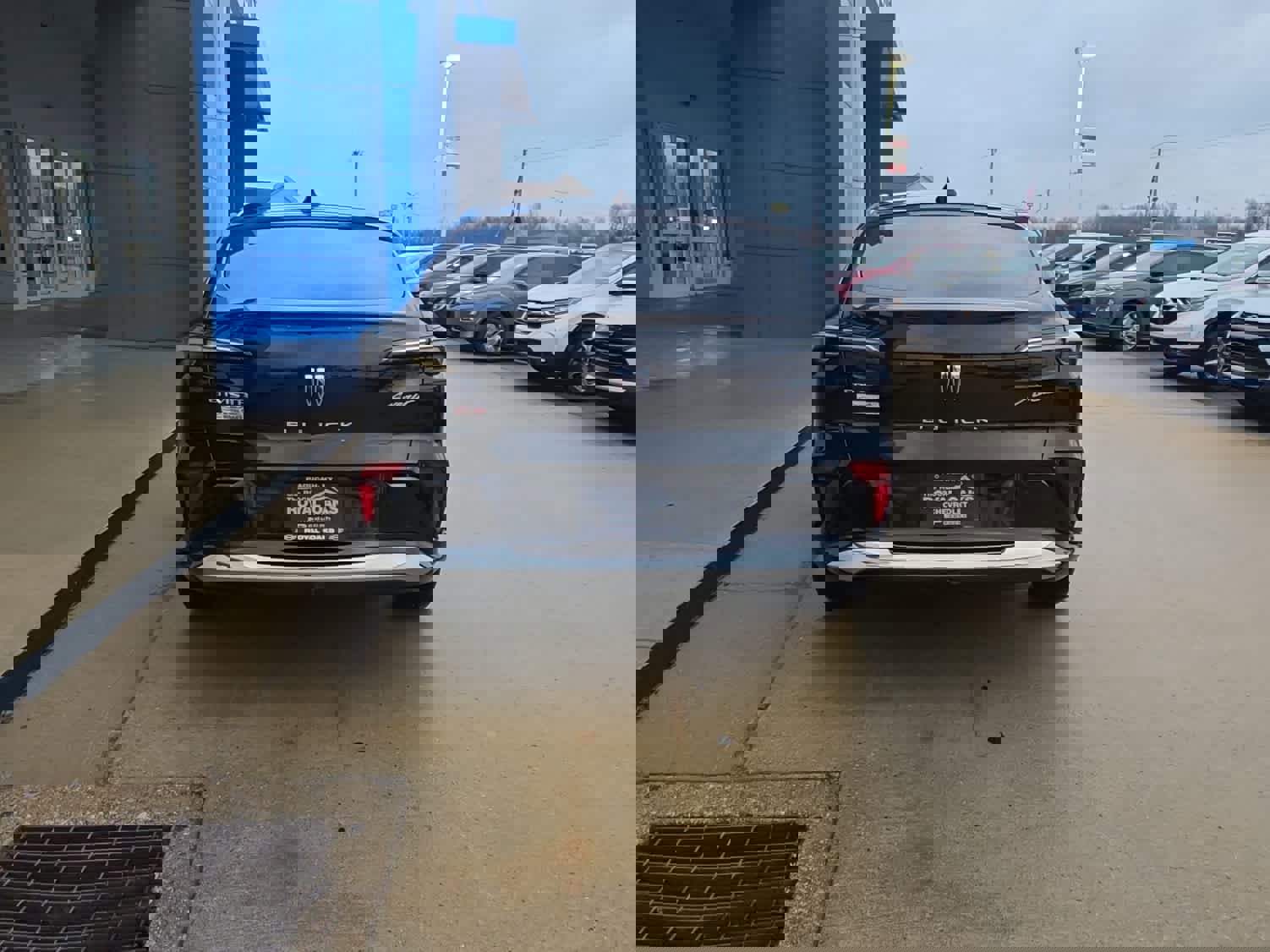 Used 2024 Buick Envista Avenir image 8