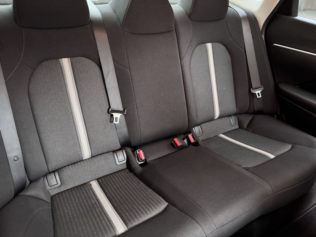Used 2023 Hyundai Sonata SE w/ Cargo Package image 17