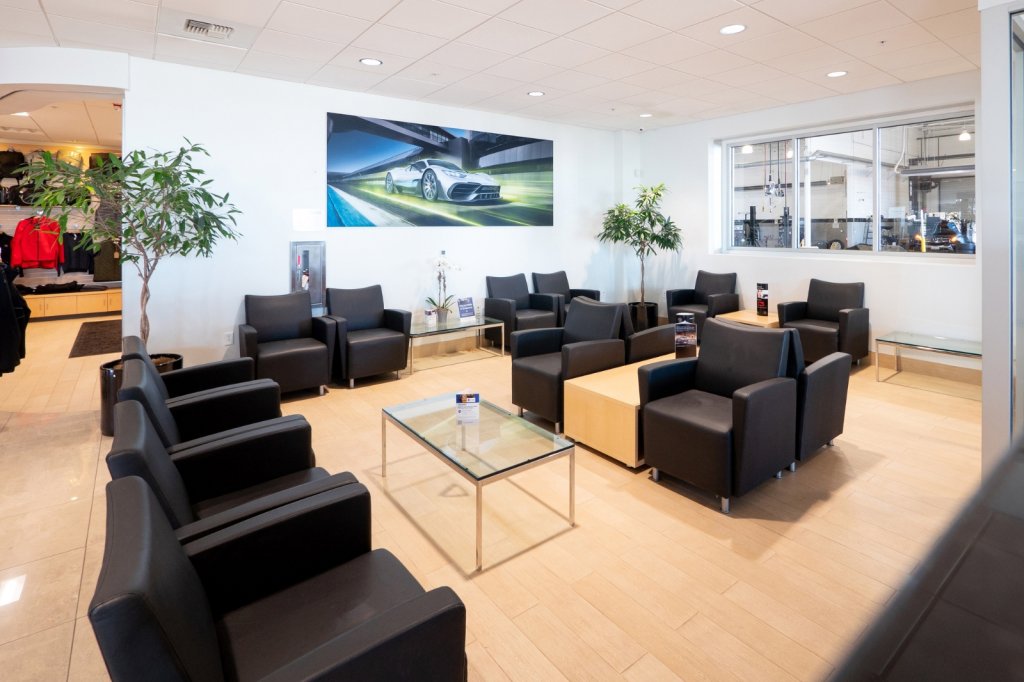 New 2025 Mercedes-Benz GLB 250 4MATIC image 30