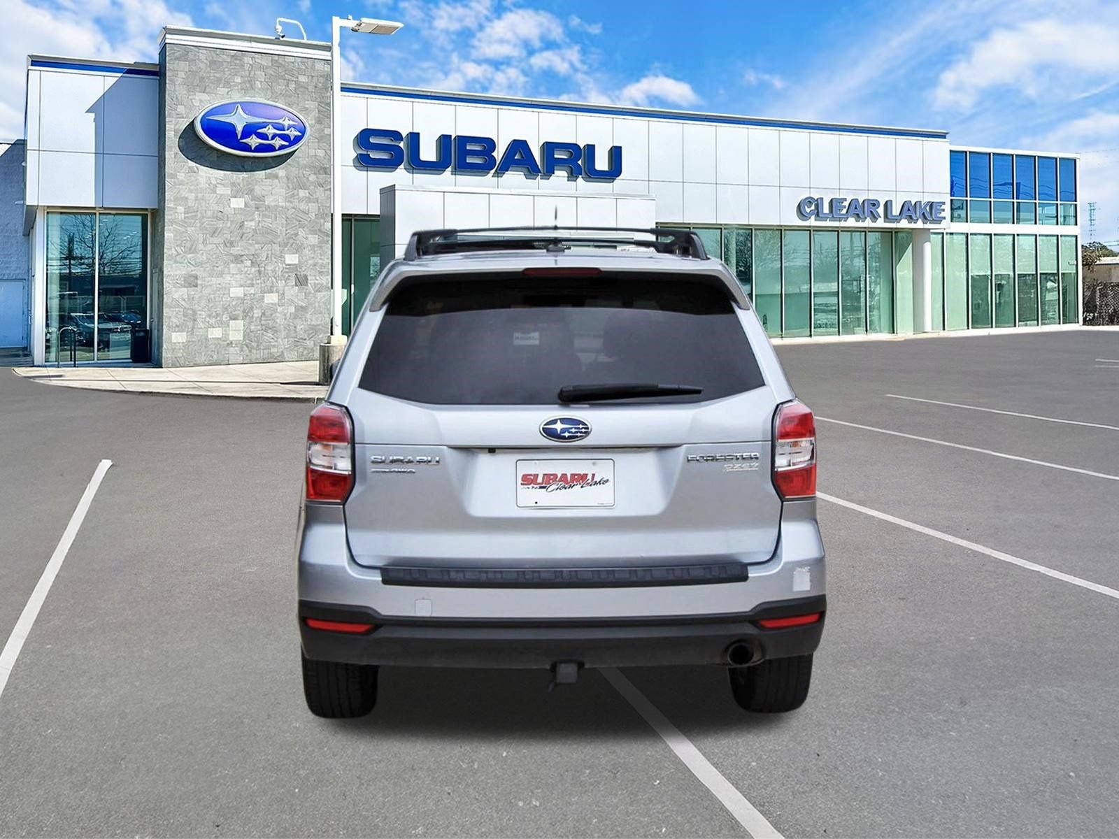 Used 2015 Subaru Forester 2.5i Touring w/ Eyesight & Navigation System AWD/4WD image 5