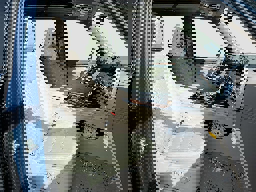 New 2025 Cadillac Escalade Sport Platinum w/ LPO, ONYX Package image 32