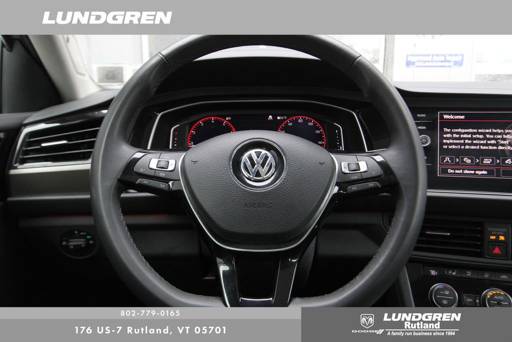 Used 2020 Volkswagen Jetta SEL Premium image 5