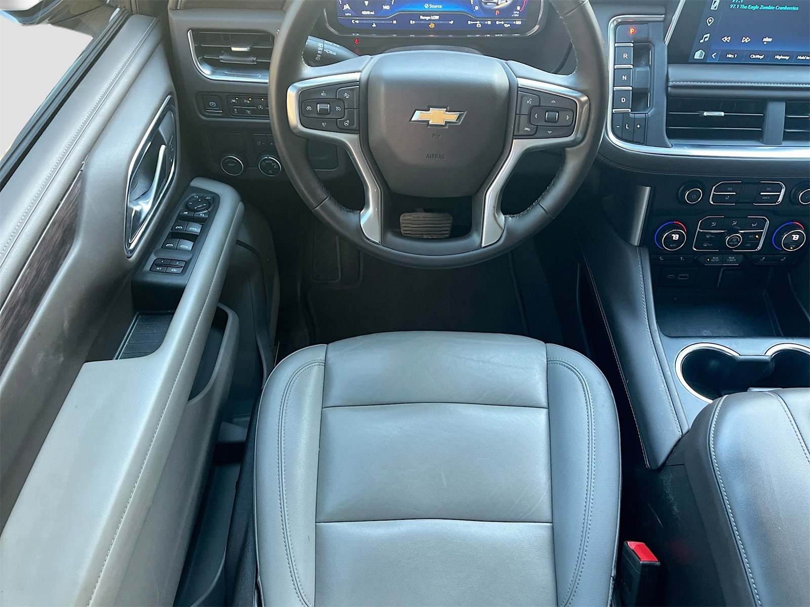 Used 2023 Chevrolet Tahoe LT w/ Luxury Package image 23